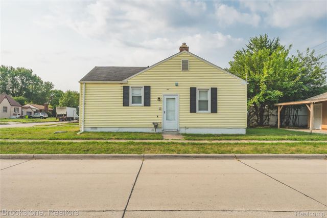 26461 Belanger Street, Roseville, MI 48066
