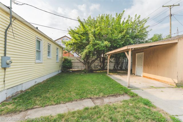 26461 Belanger Street, Roseville, MI 48066