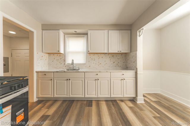 26461 Belanger Street, Roseville, MI 48066