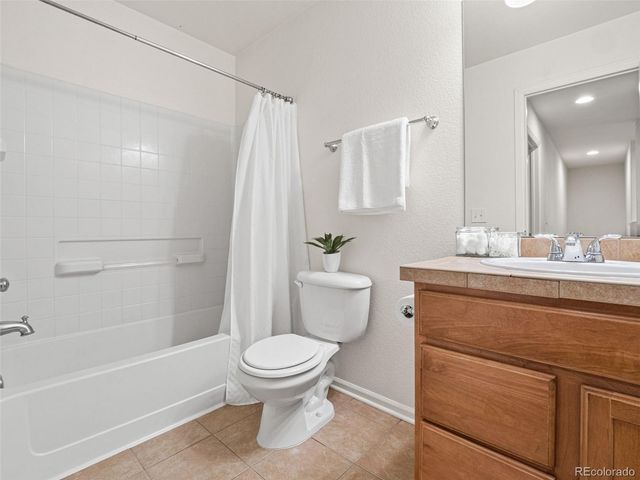 10678 Upper Ridge Road, Longmont, CO 80504