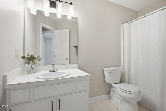 1626 Oakland Hills Way, Raleigh, NC 27604