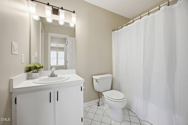 1626 Oakland Hills Way, Raleigh, NC 27604