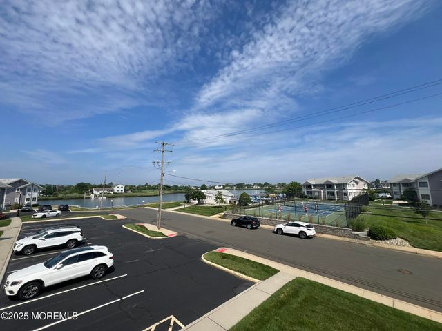 50 Valentine Street 12B, Monmouth Beach, NJ 07750