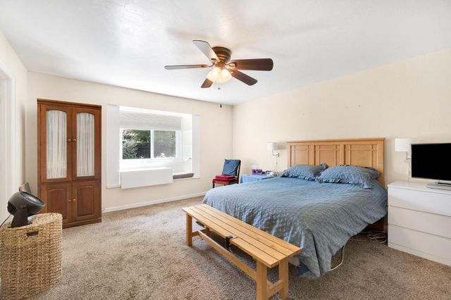 2700 Driftwood Dr, Madera, CA 93637