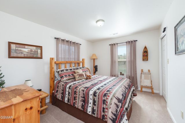 1505 Indian Warpath Road, Sevierville, TN 37876