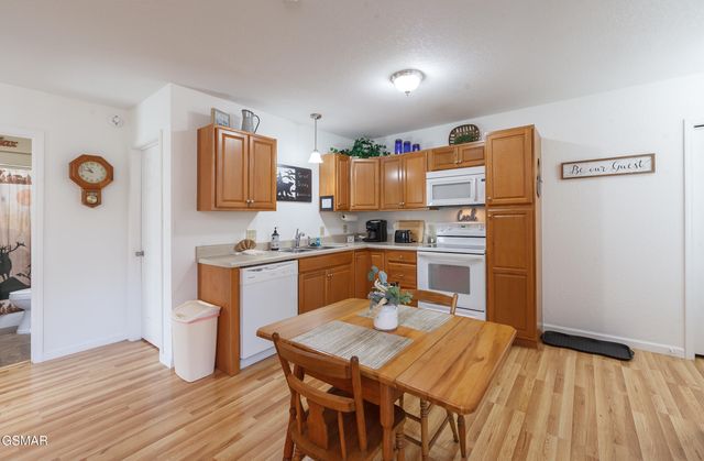 1505 Indian Warpath Road, Sevierville, TN 37876