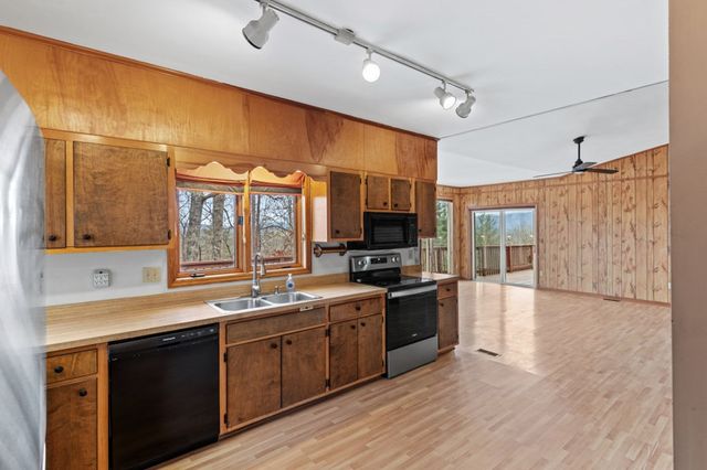 411 Sharing Lane, Murphy, NC 28906