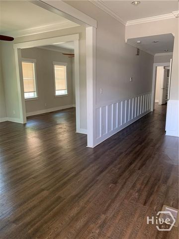523 W 44th Street, Savannah, GA 31405