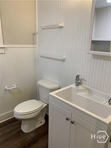 523 W 44th Street, Savannah, GA 31405