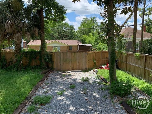 523 W 44th Street, Savannah, GA 31405