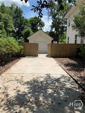 523 W 44th Street, Savannah, GA 31405