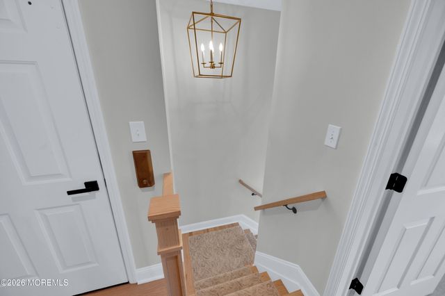 41 W Aspen Way, Aberdeen, NJ 07747