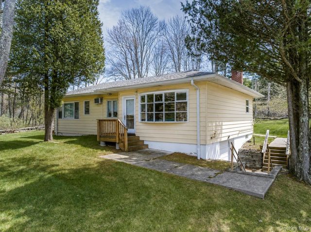 1 Jade Lane, Swan Lake, NY 12783