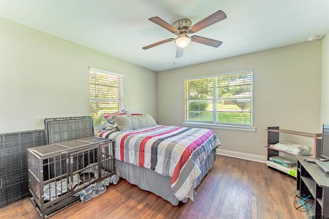 1506 Bassett Road, Palestine, TX 75803