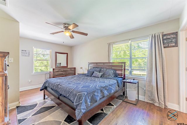 1506 Bassett Road, Palestine, TX 75803