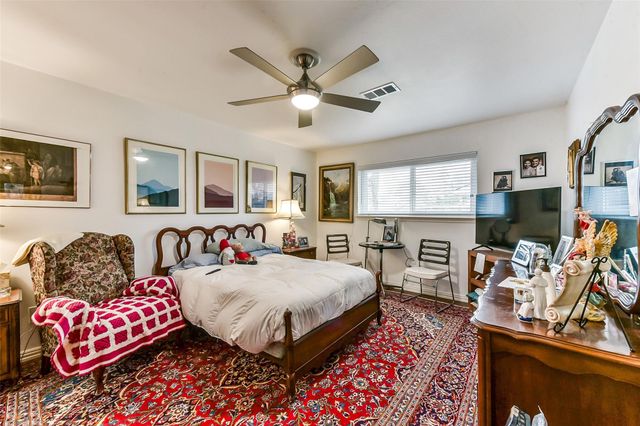 15907 Diana Lane, Houston, TX 77062