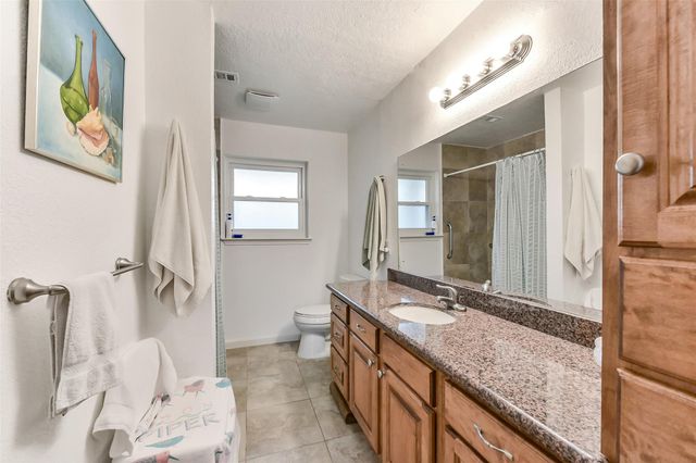 15907 Diana Lane, Houston, TX 77062