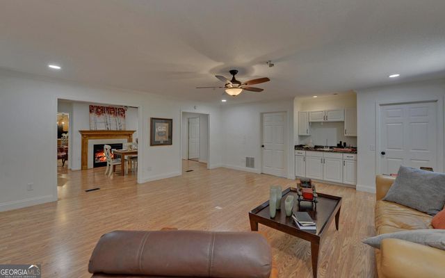 567 Cedar Pond Road, Hartwell, GA 30643