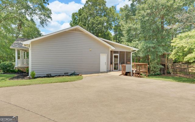 567 Cedar Pond Road, Hartwell, GA 30643