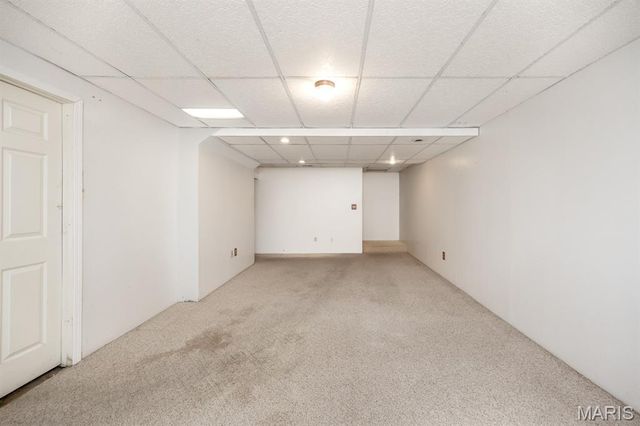 30 Williamsburg Lane, Glen Carbon, IL 62034