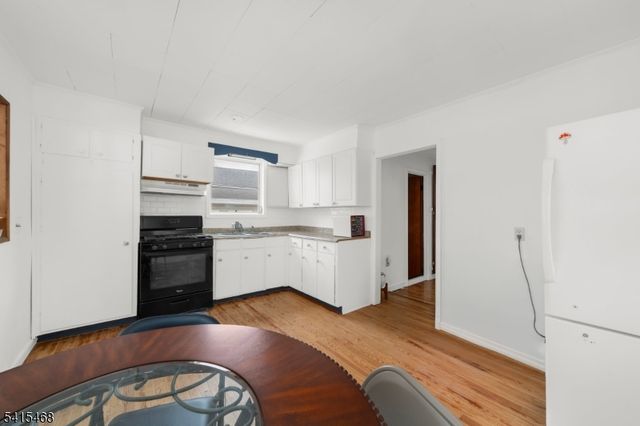 8 Cornell Way, Hopatcong Boro, NJ 07843