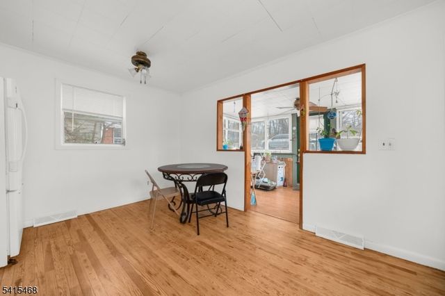 8 Cornell Way, Hopatcong Boro, NJ 07843