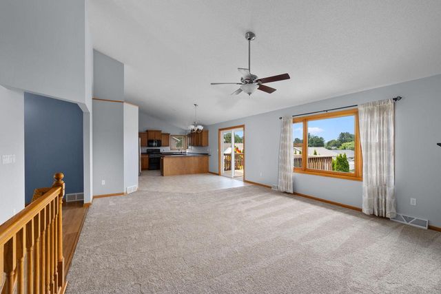 603 Knollwood DRIVE, Holmen, WI 54636