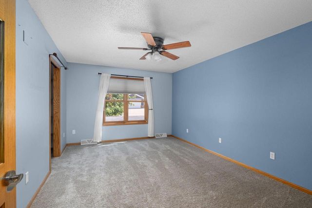 603 Knollwood DRIVE, Holmen, WI 54636