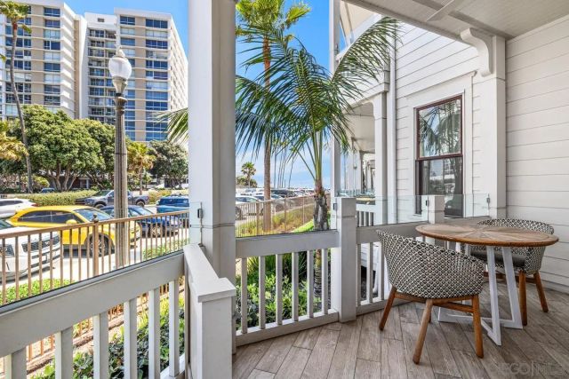 1500 Orange Ave Res 17, Coronado, CA 92118