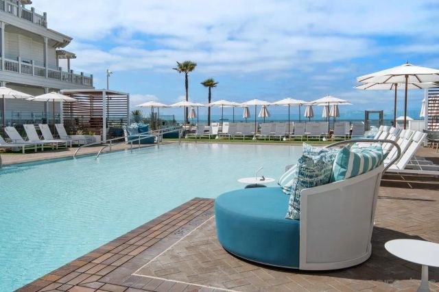 1500 Orange Ave Res 17, Coronado, CA 92118