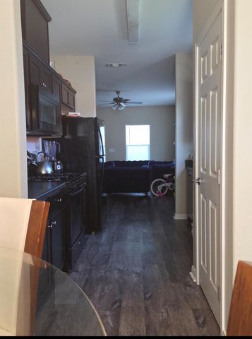 542 Coolwood Drive, Houston, TX 77013