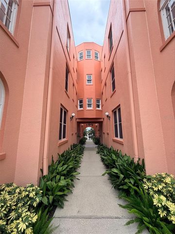 1221 N PALM AVENUE 204, Sarasota, FL 34236