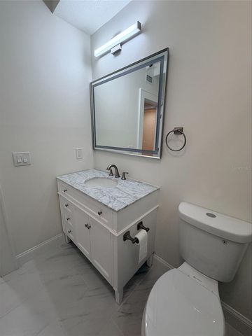 1221 N PALM AVENUE 204, Sarasota, FL 34236