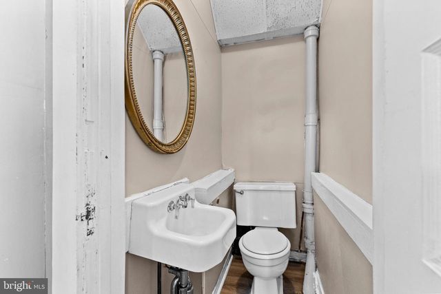 2201 WALNUT ST, Harrisburg, PA 17103