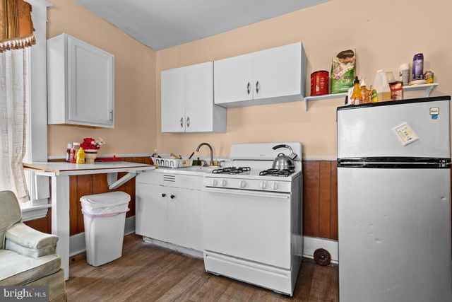 2201 WALNUT ST, Harrisburg, PA 17103