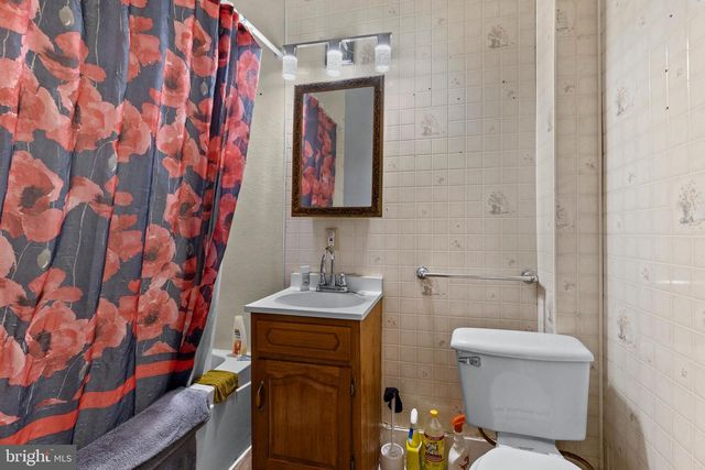 2201 WALNUT ST, Harrisburg, PA 17103