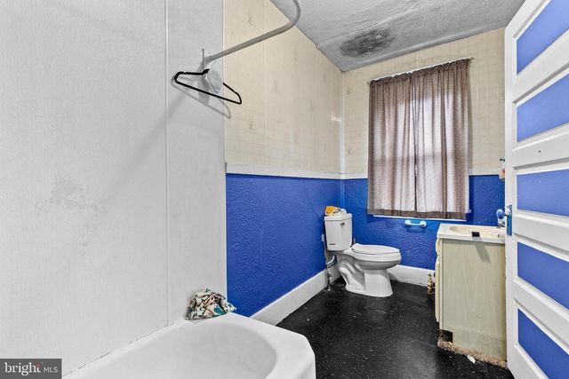 2201 WALNUT ST, Harrisburg, PA 17103