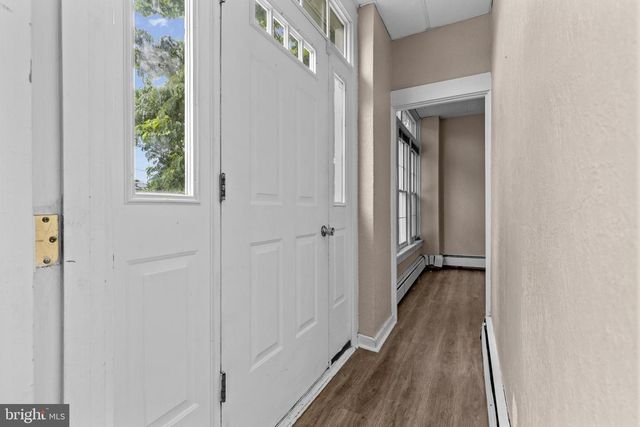 2201 WALNUT ST, Harrisburg, PA 17103