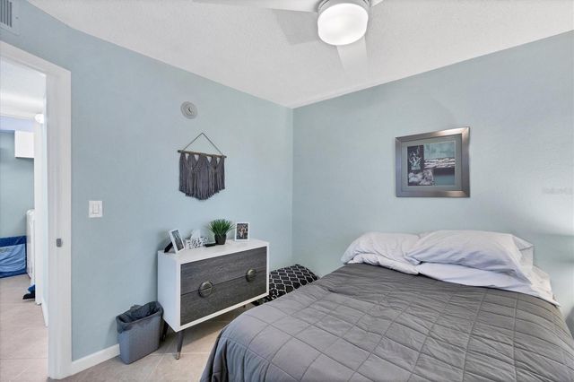 7294 CLOISTER DRIVE 9, Sarasota, FL 34231