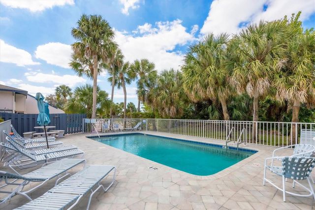 7294 CLOISTER DRIVE 9, Sarasota, FL 34231