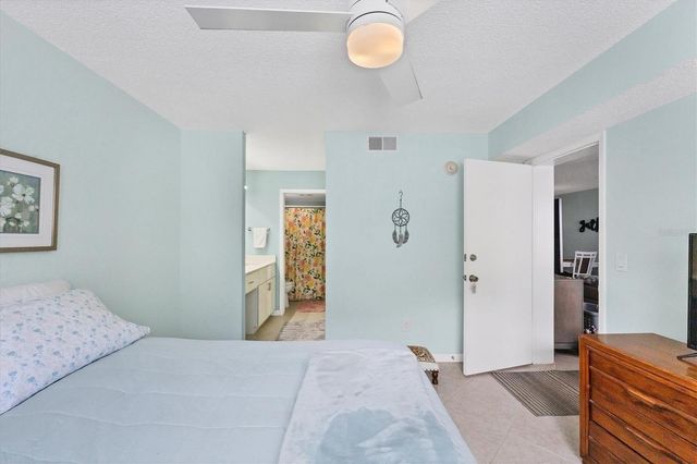 7294 CLOISTER DRIVE 9, Sarasota, FL 34231
