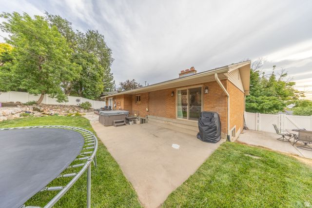 3341 S 675 W, Bountiful, UT 84010