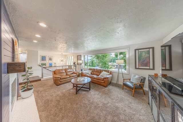 3341 S 675 W, Bountiful, UT 84010