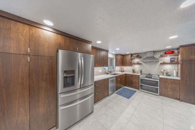 3341 S 675 W, Bountiful, UT 84010