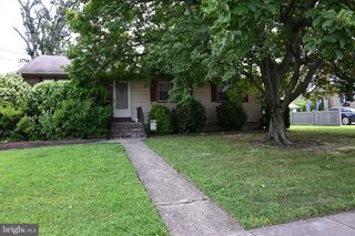 323 SAINT JAMES AVE, Cherry Hill, NJ 08002