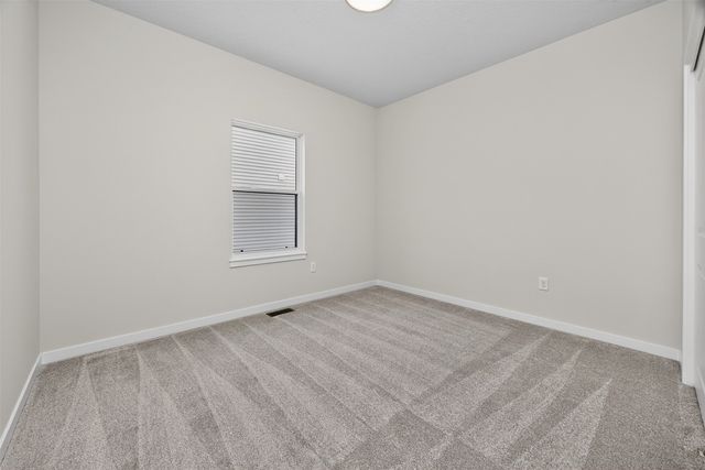 16516 Bentwood Drive, Urbandale, IA 50323