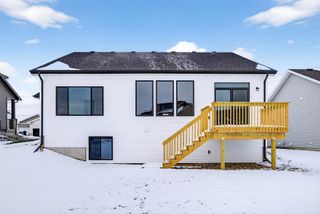 16516 Bentwood Drive, Urbandale, IA 50323