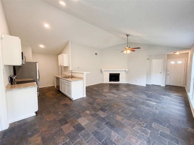 308 Teakwood Lane, Lewisville, TX 75067