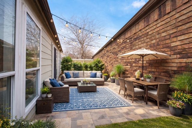 308 Teakwood Lane, Lewisville, TX 75067