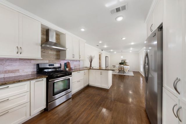 10338 Country Club Drive, Dallas, TX 75218